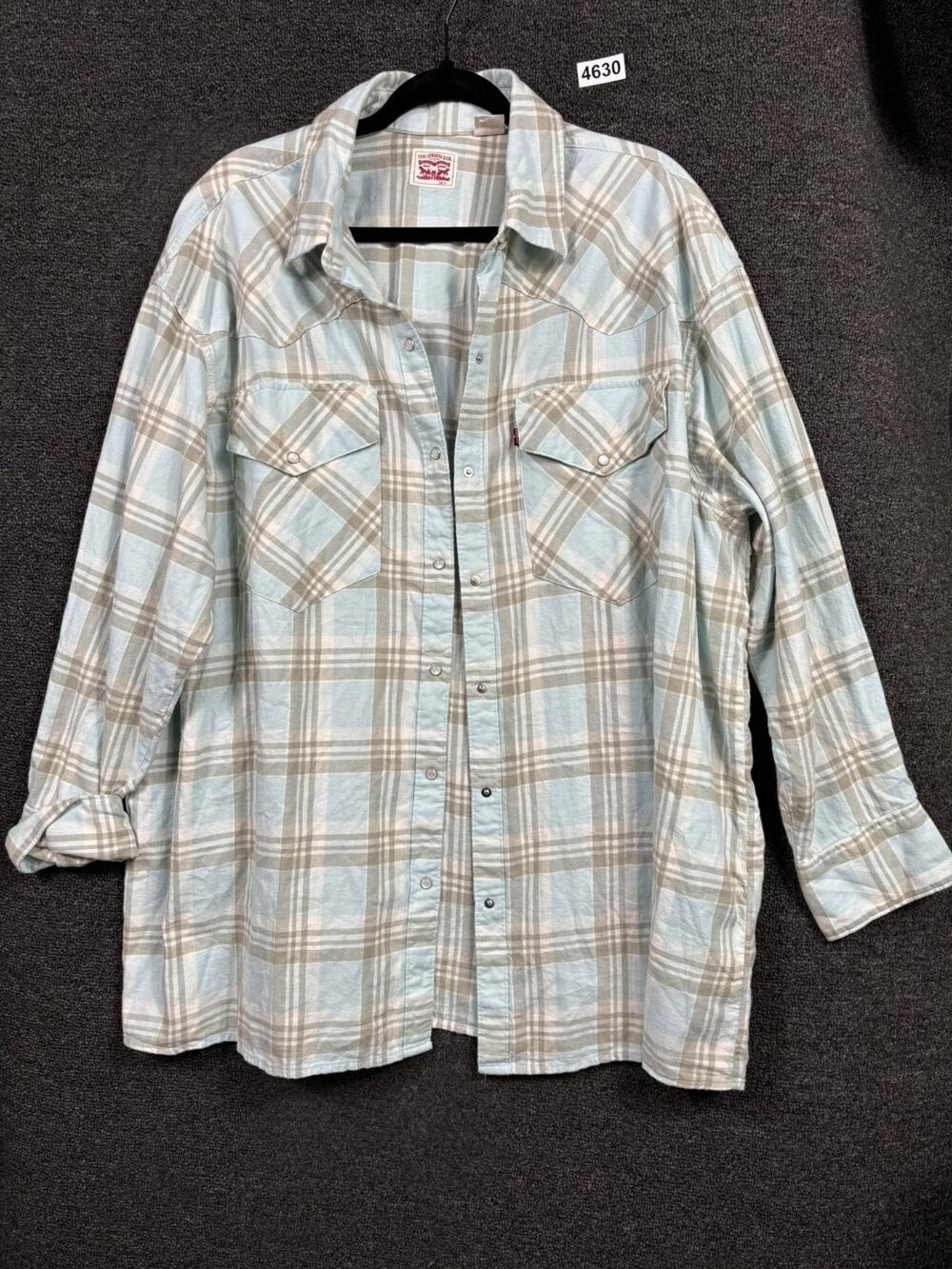 Levi’s Plaid Shirt Blouse Women’s Size XL Blue Pearl Snap Roll Tab Western